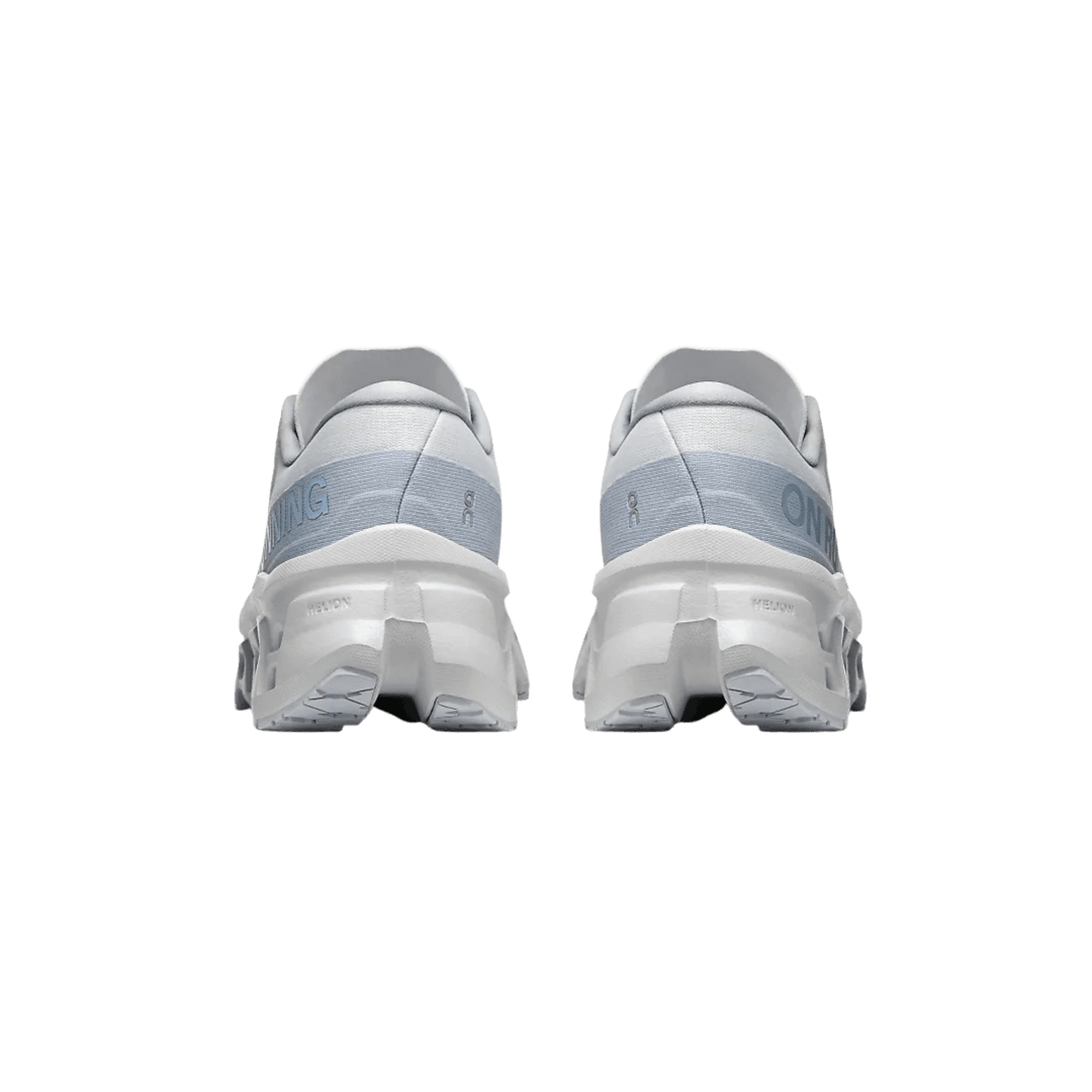 ON RUNNING WOMEN'S CLOUDMONSTER 3