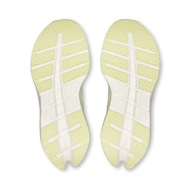 ON RUNNING WOMEN'S CLOUDRUNNER 3 - Luke's Locker Running & Fitness