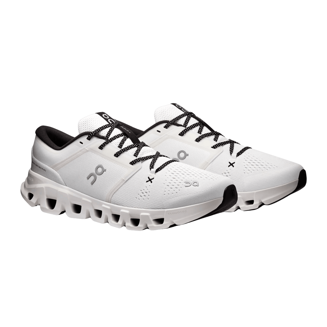 ON RUNNING WOMEN'S CLOUD X 5