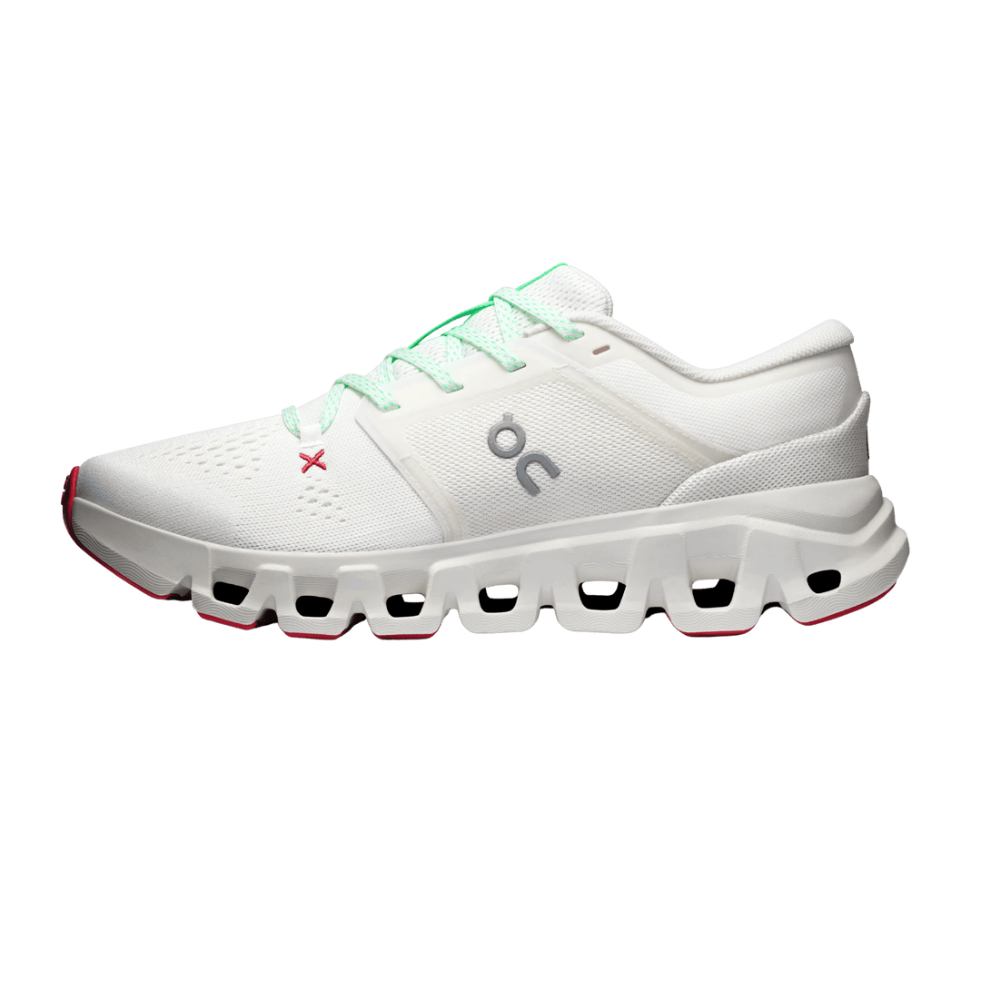 ON RUNNING WOMEN'S CLOUD X 5
