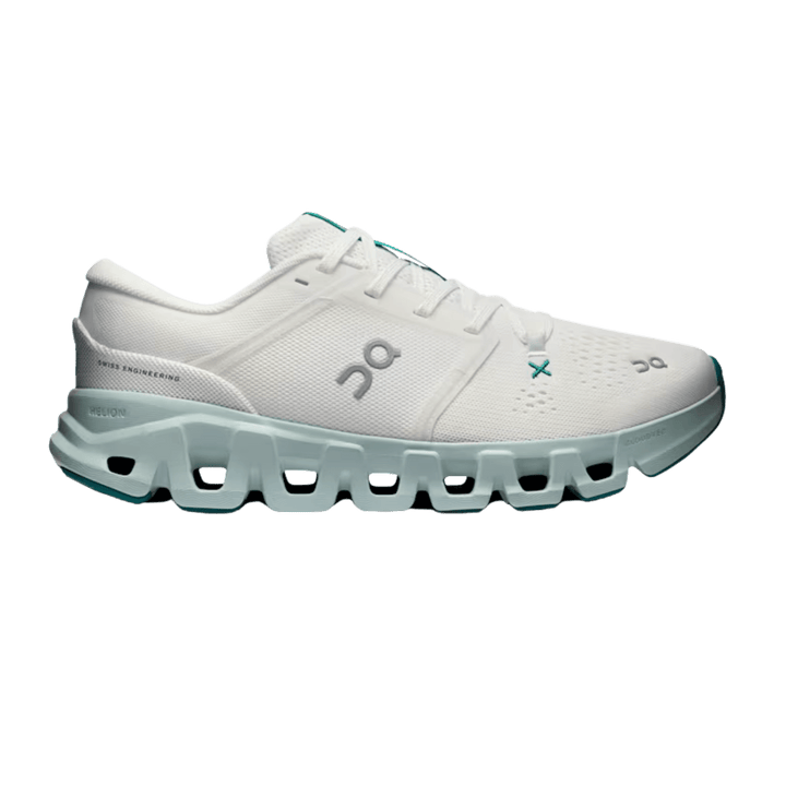 ON RUNNING WOMEN'S CLOUD X 5