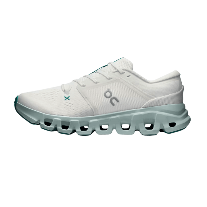 ON RUNNING WOMEN'S CLOUD X 5
