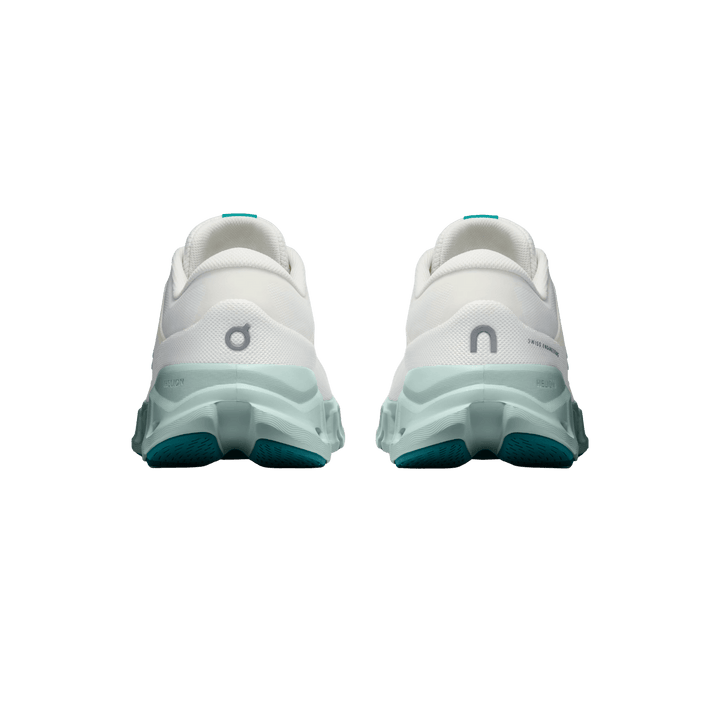 ON RUNNING WOMEN'S CLOUD X 5