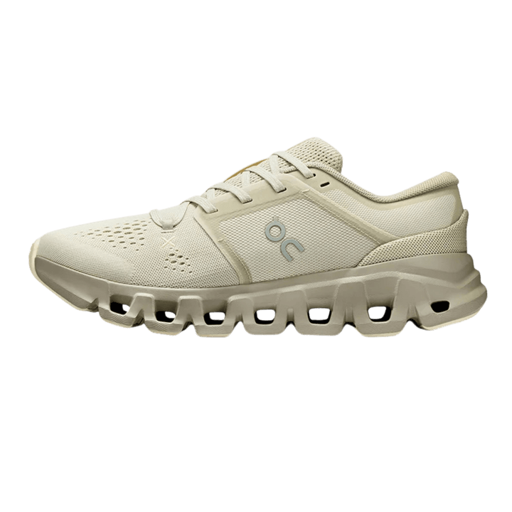 ON RUNNING WOMEN'S CLOUD X 5