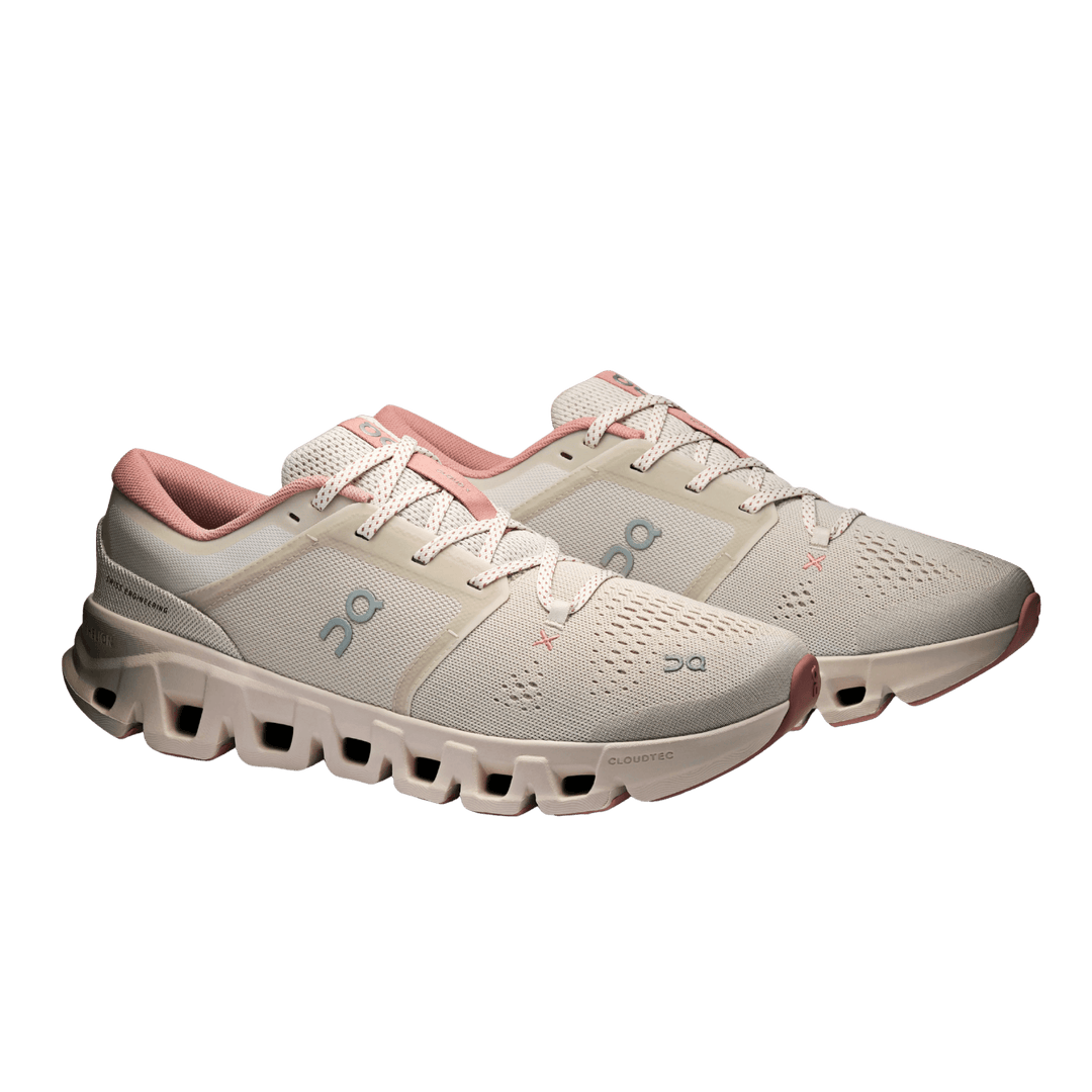 ON RUNNING WOMEN'S CLOUD X 5