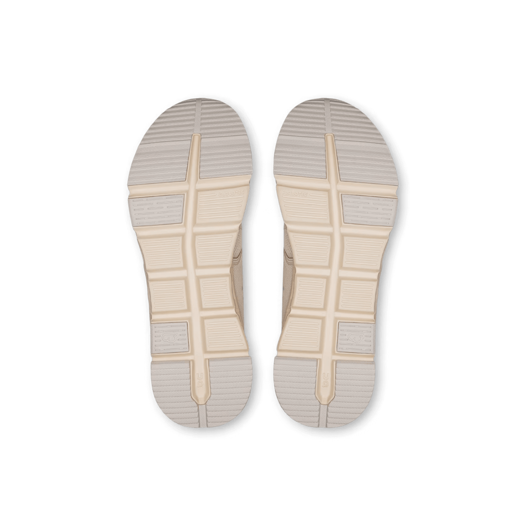 ON RUNNING TEENS' CLOUD SKY