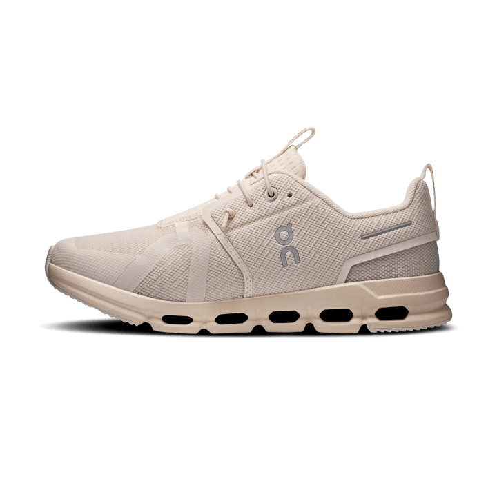 ON RUNNING TEENS' CLOUD SKY