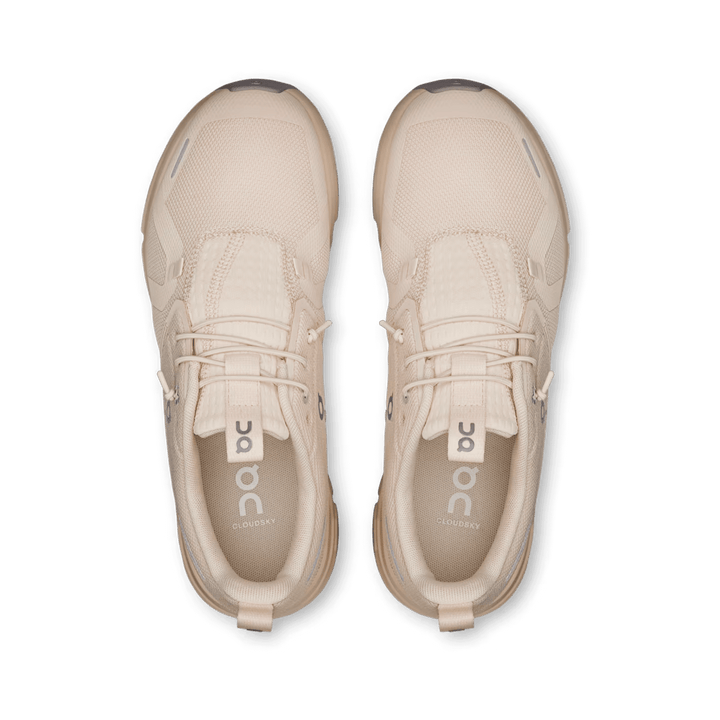 ON RUNNING TEENS' CLOUD SKY