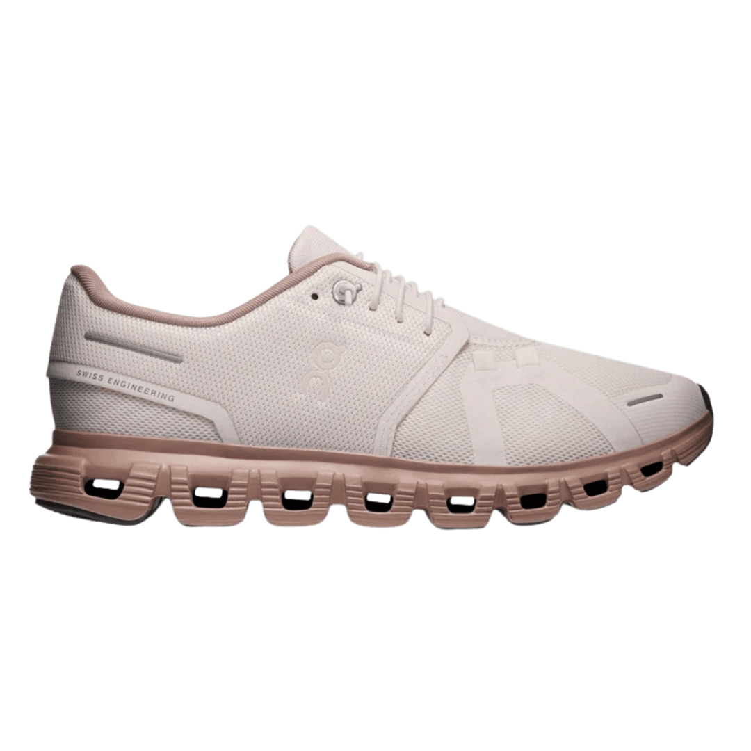 ON WOMEN'S CLOUD 6