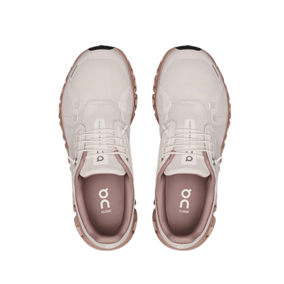 ON WOMEN'S CLOUD 6